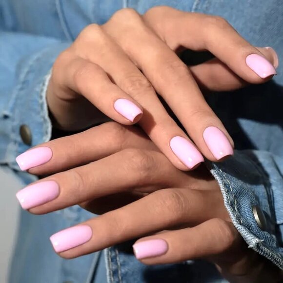 24 Glossy Lt Pink Nails Press On Style Kit Simple Minimalist Manicure Vacation - Picture 1 of 4